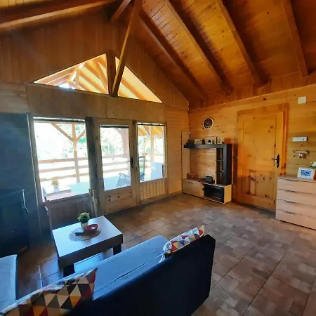 Brvnara Bata - Vikendica Na Drini