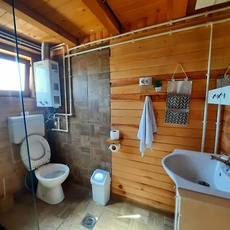 Brvnara Bata - Vikendica Na Drini بيت للعطل