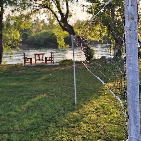 Brvnara Bata - Vikendica Na Drini Lipnicki Sor