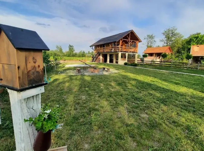 Brvnara Bata - Vikendica Na Drini Ferienhaus