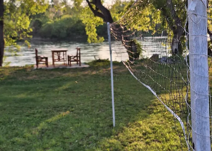 Brvnara Bata - Vikendica Na Drini Lipnicki Sor